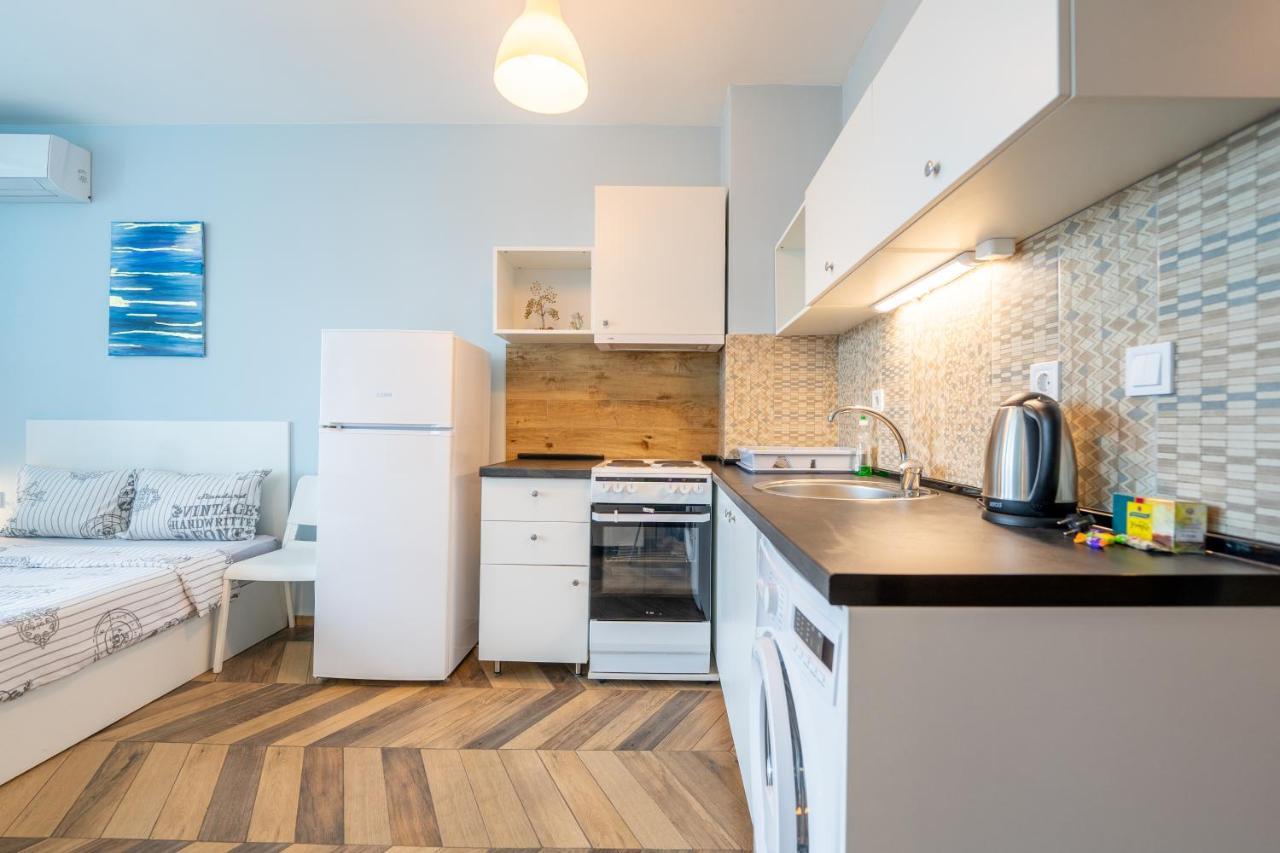 Cozy little apartment in Studentski grad Sofia Eksteriør bilde